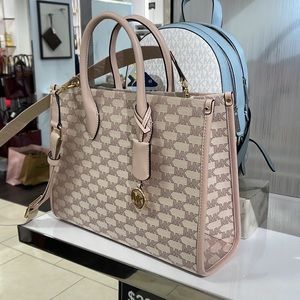 Michael Kors MK Mirella Medium Cotton Canvas EW Tote Bag
Powder Blush